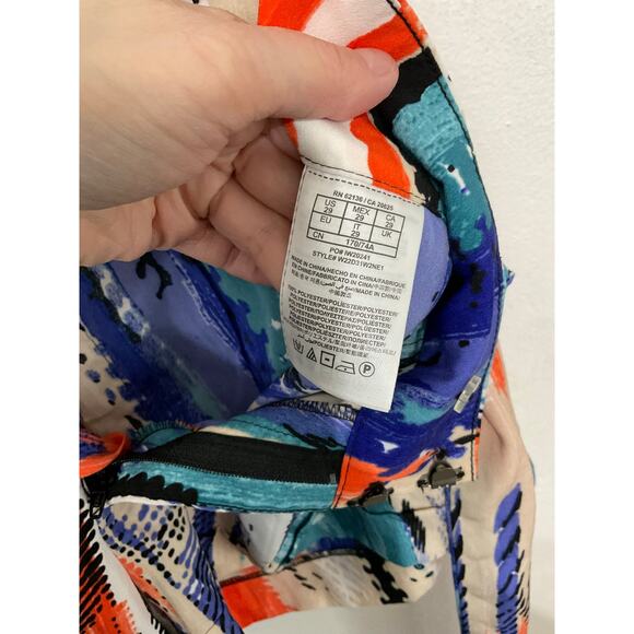 NWT Guess Womens Shorts Funky Multicolor Size 29 Medium Removable Tie - Picture 5 of 5